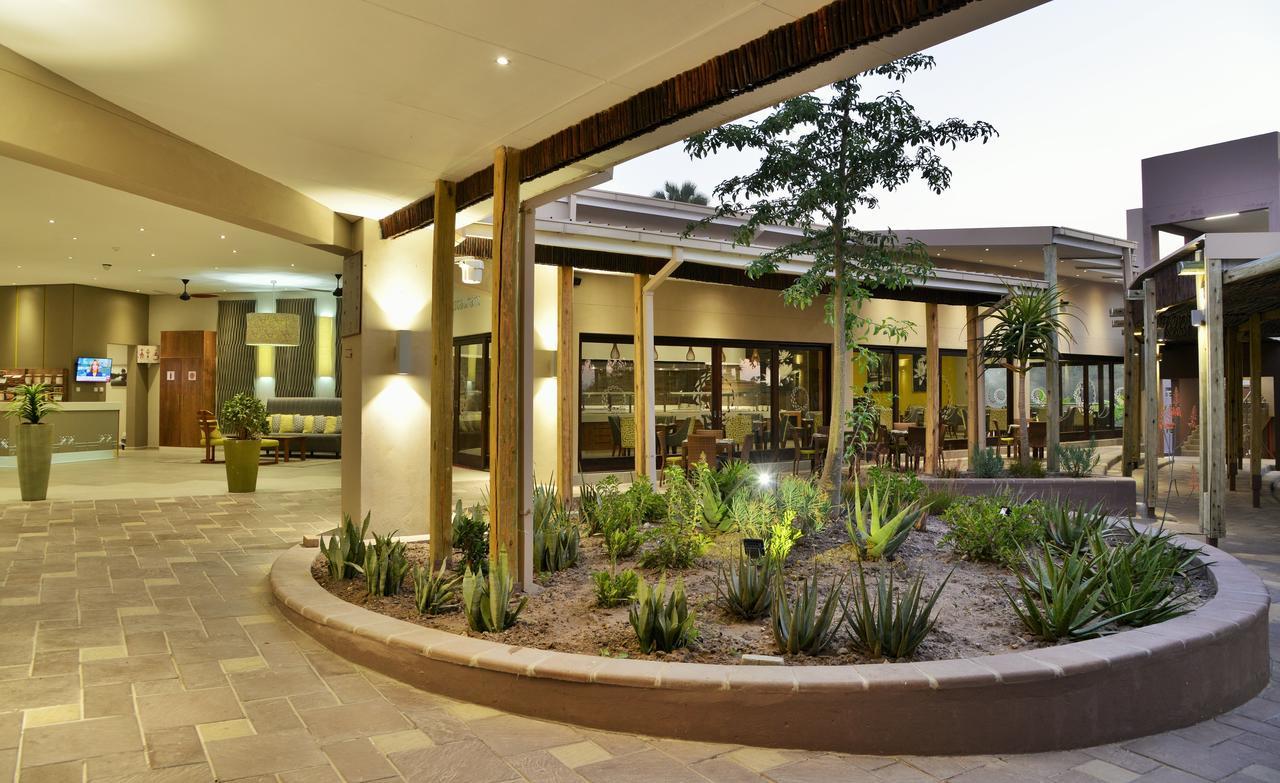 Cresta Maun Hotel Εξωτερικό φωτογραφία